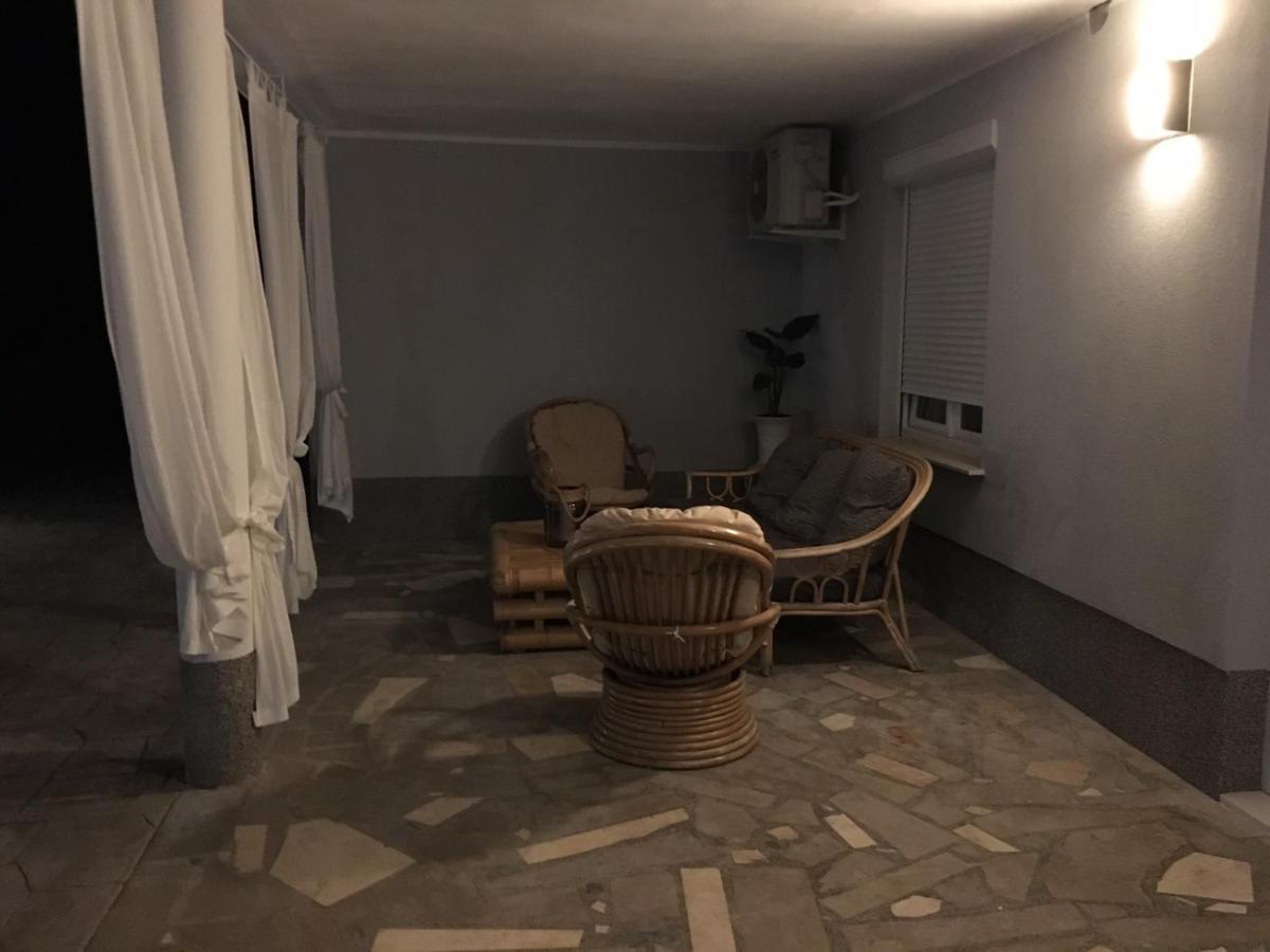 Apartma Pata Cezarji Bagian luar foto